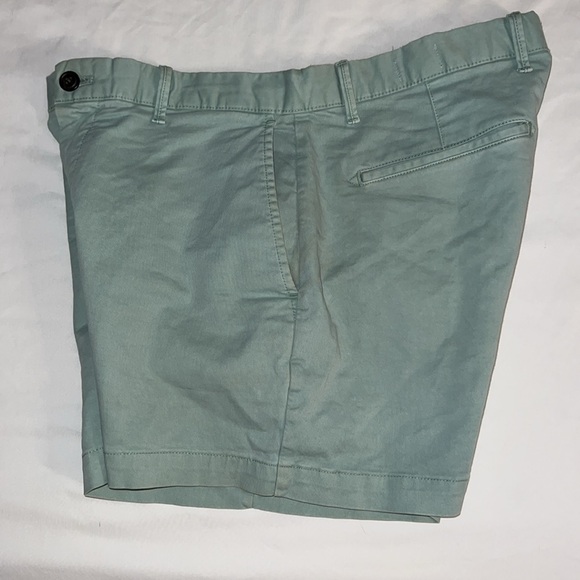 Gap brand short shorts mint green - Picture 8 of 9